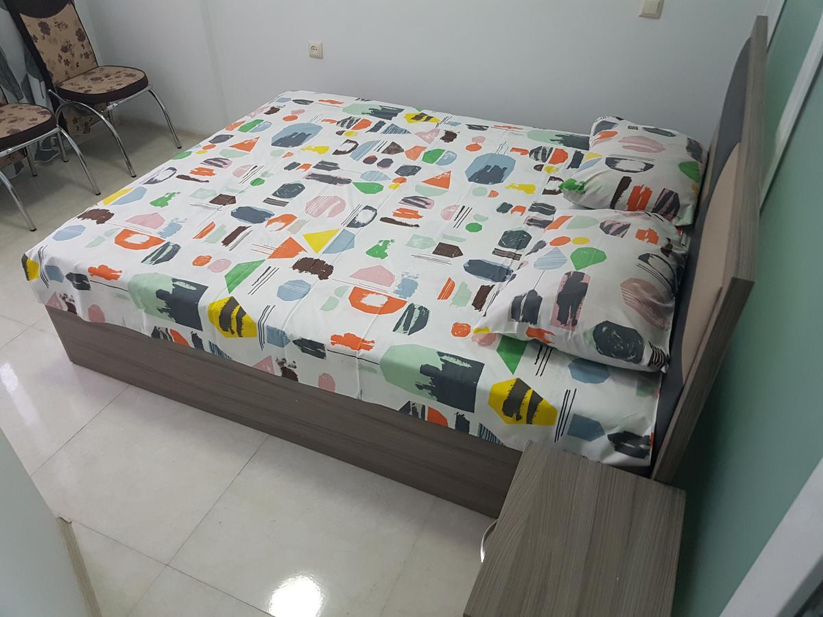 Apartment In Front Of Mcdonald'S Batumi Exterior foto